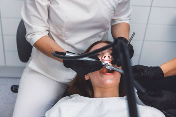 Best Emergency Tooth Extraction in Evansdale, IA